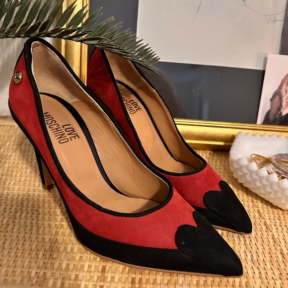 Love Moschino Shoes - Love Moschino Red and Black Pointed Heels
